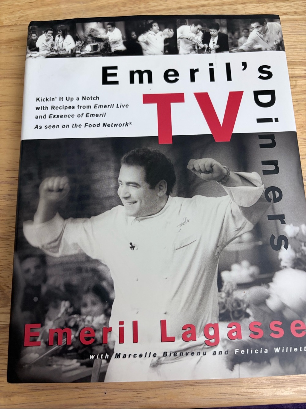 Emeril's TV Dinners: Kickin' It Up A Notch By Emeril Lagasse